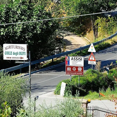 Hétvégi ház Colle Degli Olivi Snc Assisi