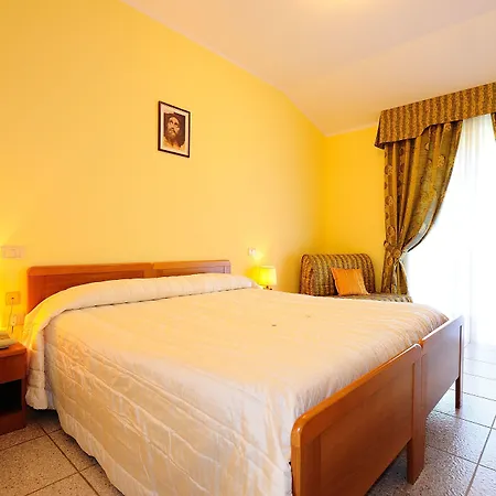 Летний дом Colle Degli Olivi Snc Ассизи