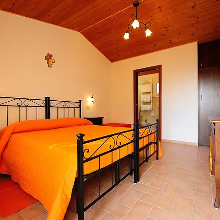 Colle Degli Olivi Snc * Ассизи