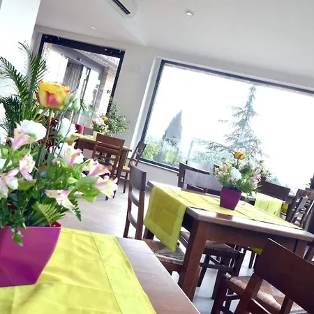 Летний дом Colle Degli Olivi Snc *