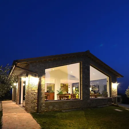 Colle Degli Olivi Snc カントリーハウス *